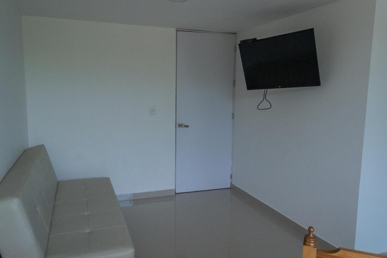 Apartment Amoblado Piso 1 *